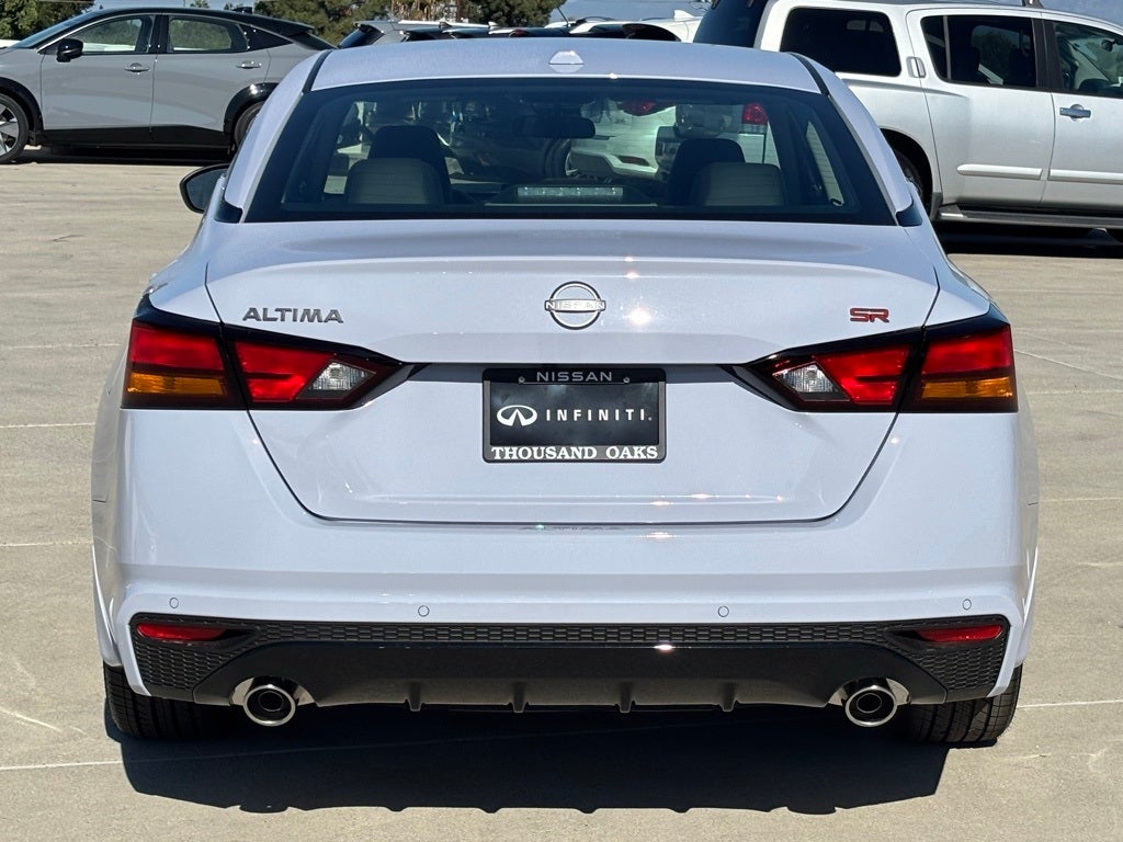 2025 Nissan Altima SR