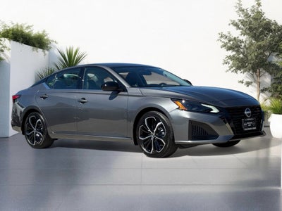 2025 Nissan Altima SR