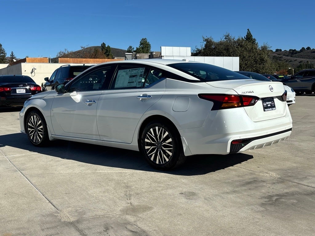 2025 Nissan Altima SV