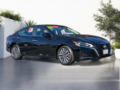 2023 Nissan Altima SV