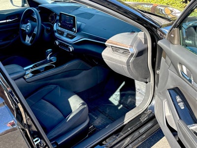2023 Nissan Altima SV
