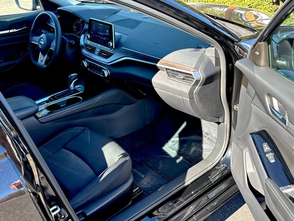 2023 Nissan Altima SV