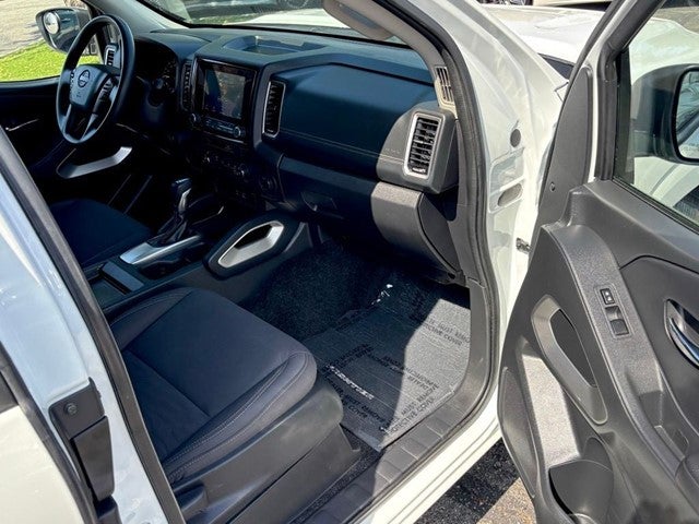 2024 Nissan Frontier King Cab® SV