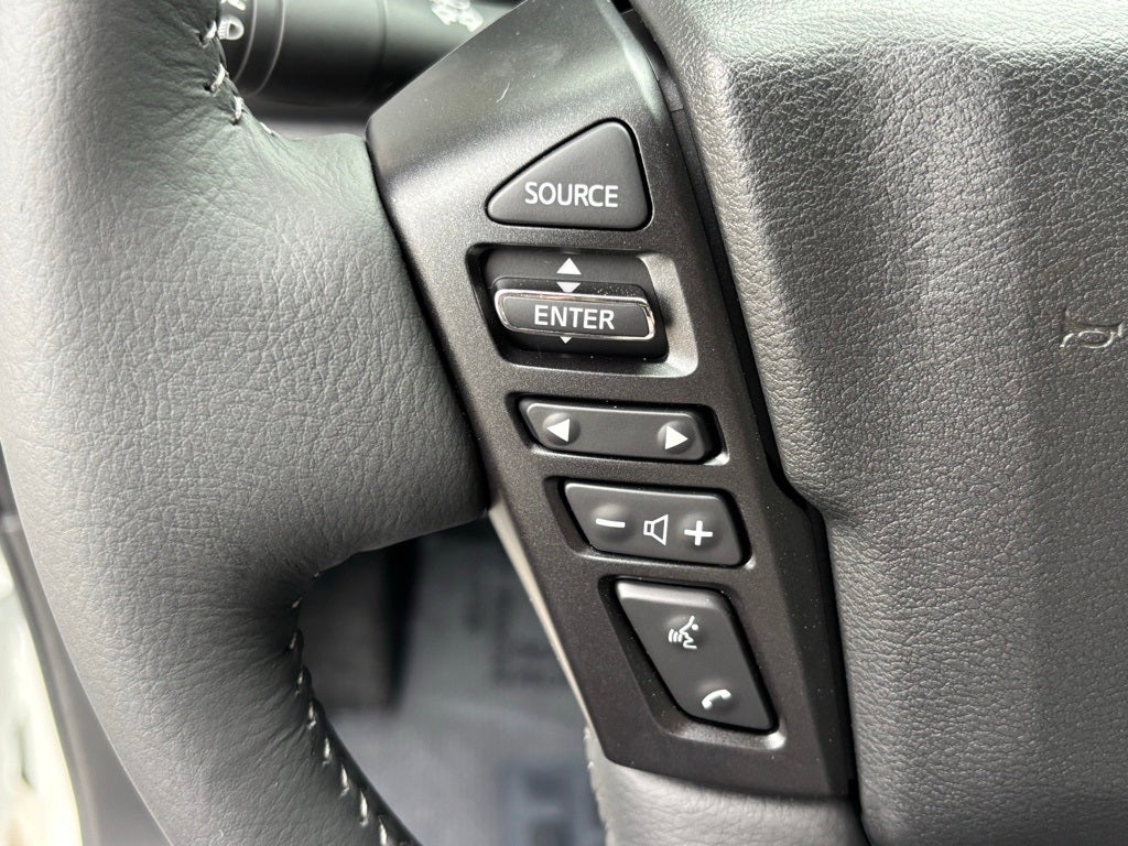 2025 Nissan Frontier Crew Cab SV