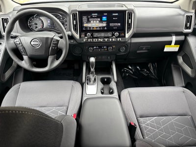 2025 Nissan Frontier Crew Cab SV