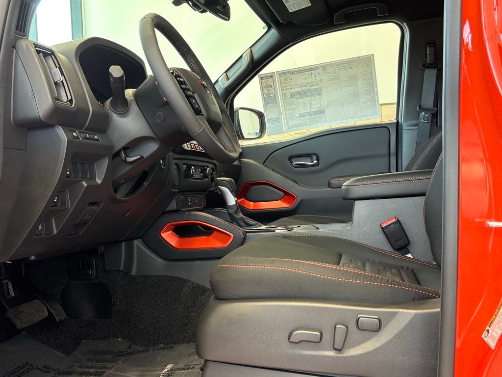 2025 Nissan Frontier Crew Cab PRO-X®