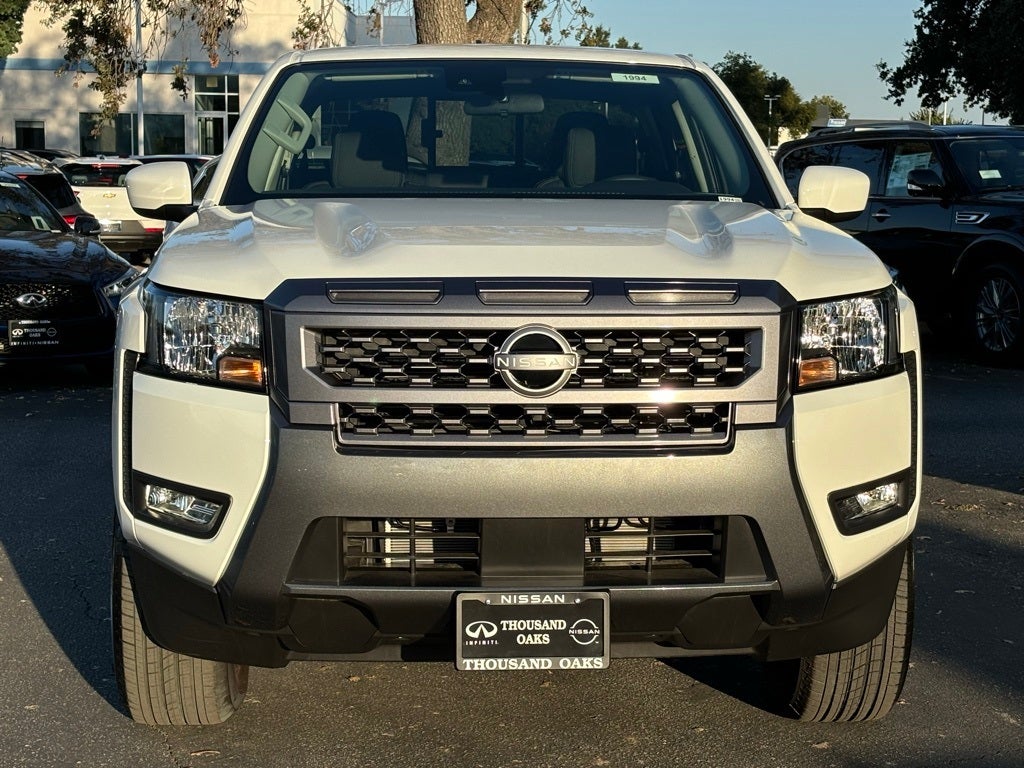 2025 Nissan Frontier Crew Cab SV