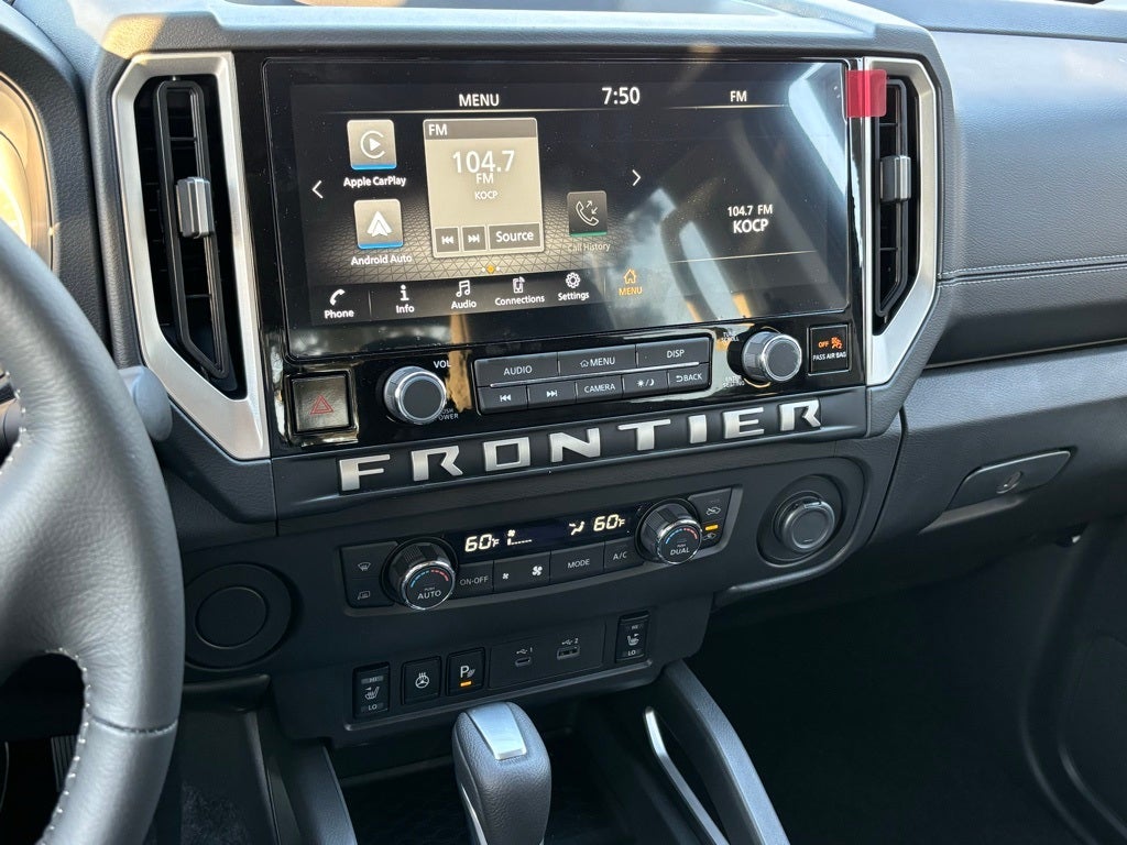 2025 Nissan Frontier Crew Cab SV