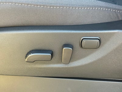 2025 Nissan Frontier Crew Cab SV