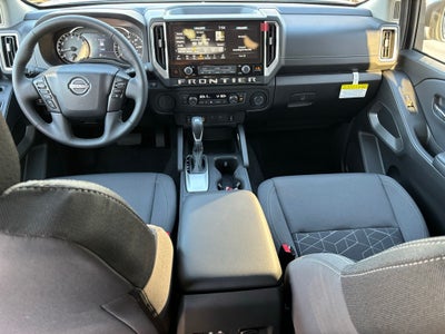 2025 Nissan Frontier Crew Cab SV