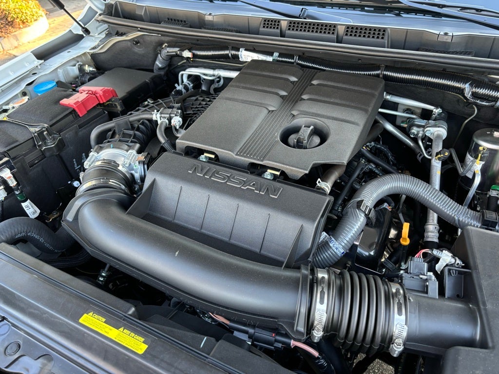2025 Nissan Frontier Crew Cab SV
