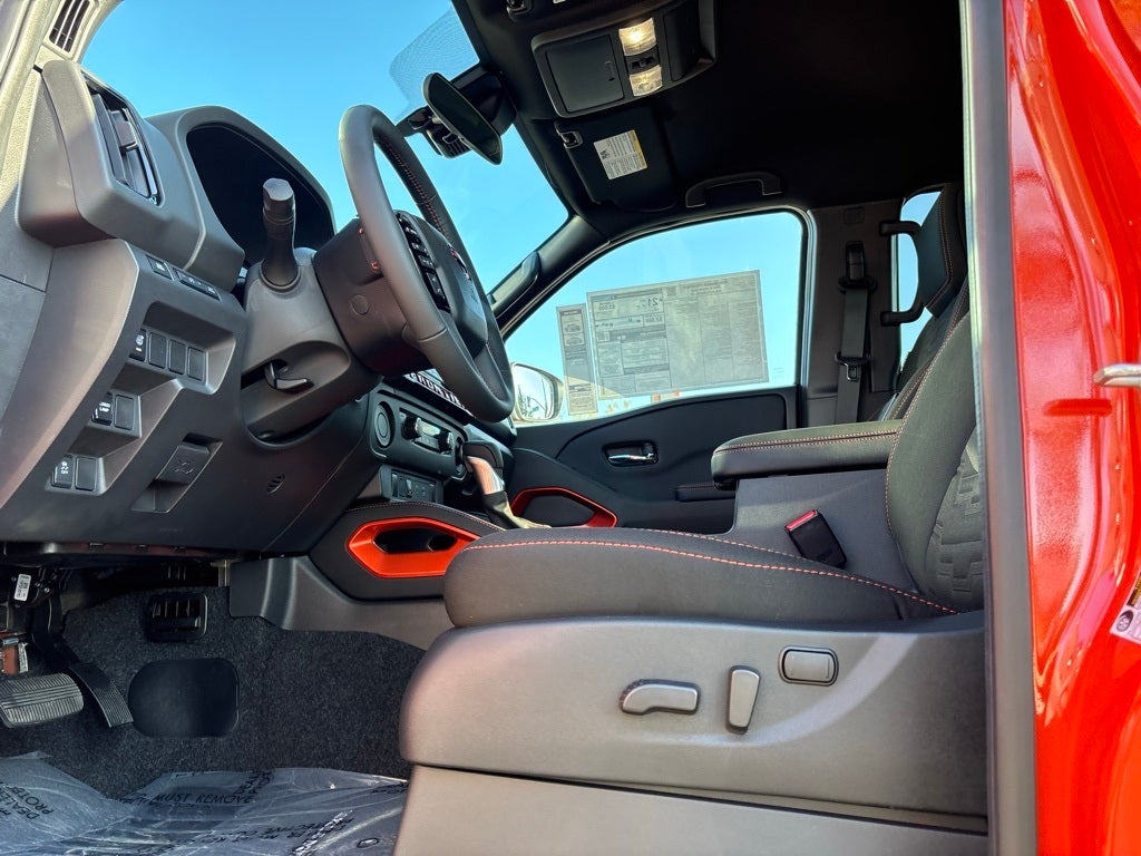 2025 Nissan Frontier Crew Cab PRO-X®