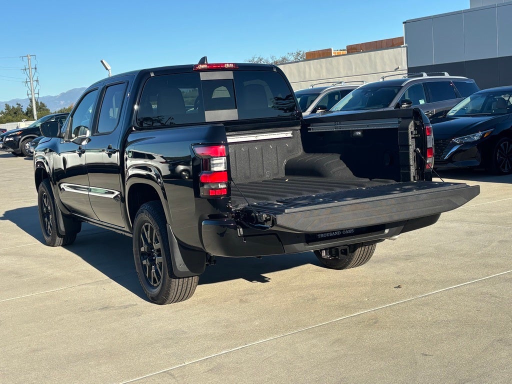 2026 Nissan Frontier Crew Cab SV