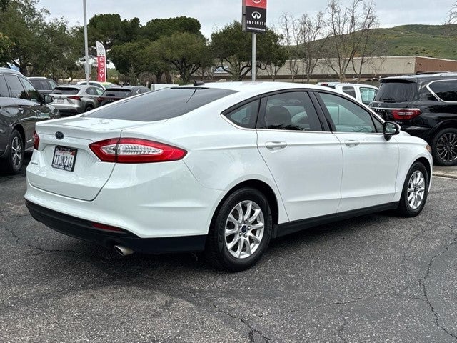2016 Ford Fusion S
