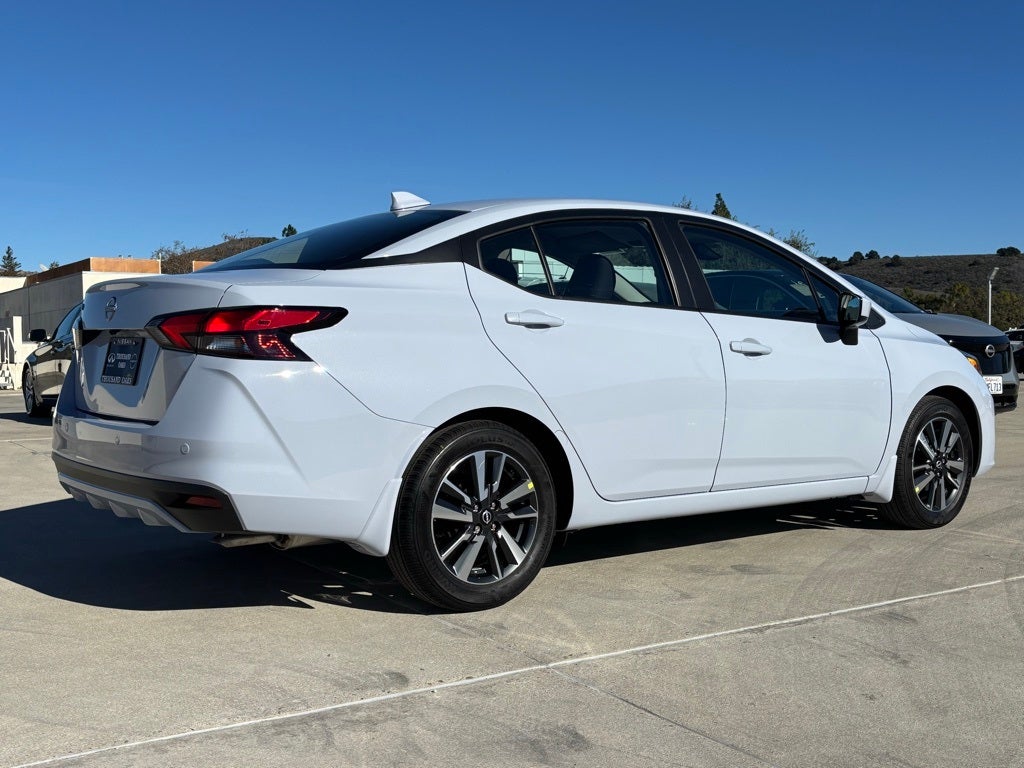 2025 Nissan Versa SV