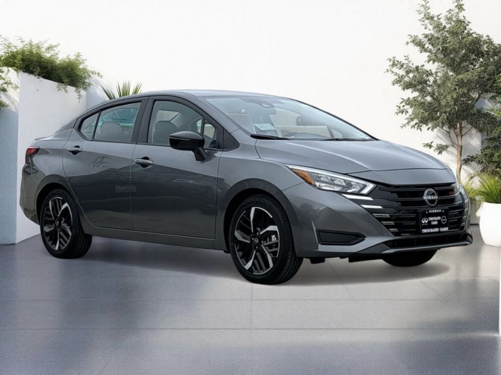 2025 Nissan Versa SR