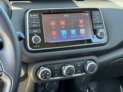 2025 Nissan Kicks Play S