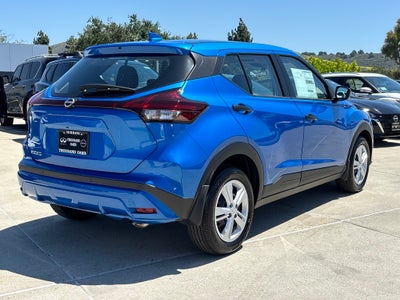 2025 Nissan Kicks Play S