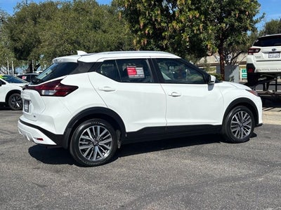 2023 Nissan Kicks SV