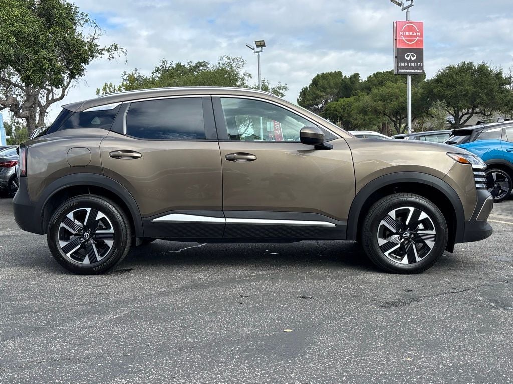 2025 Nissan Kicks SV