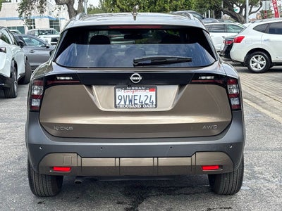 2025 Nissan Kicks SV