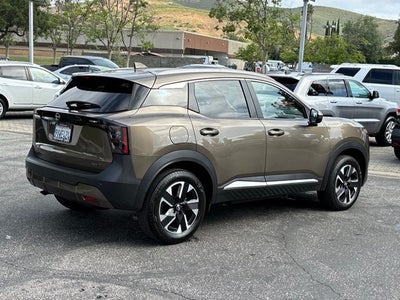 2025 Nissan Kicks SV