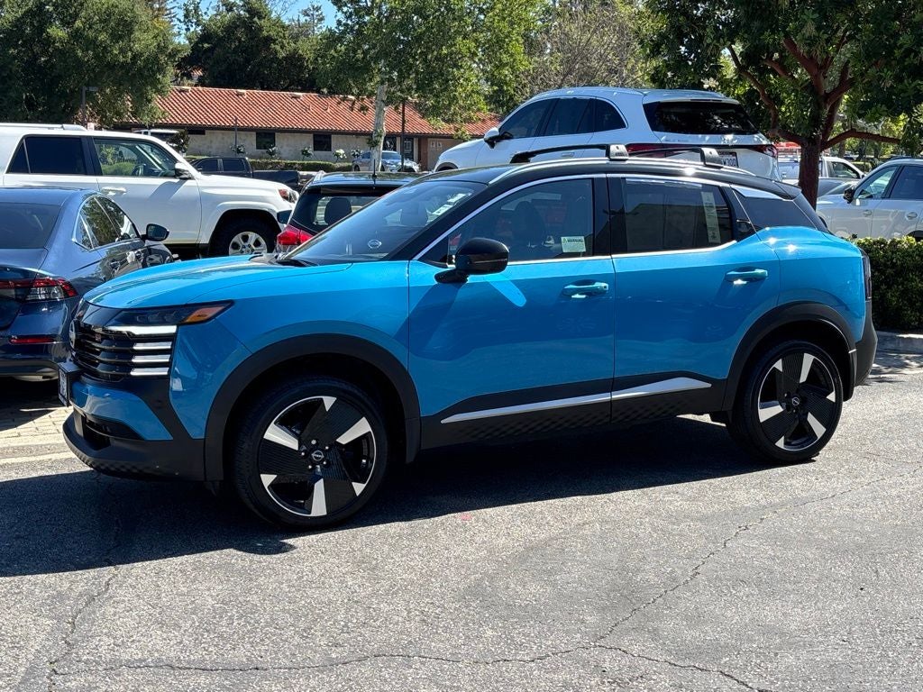 2025 Nissan Kicks SR