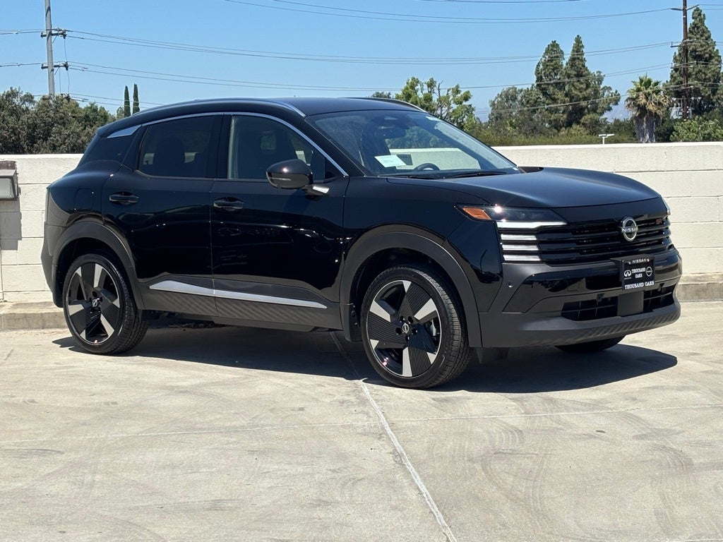 2025 Nissan Kicks SR