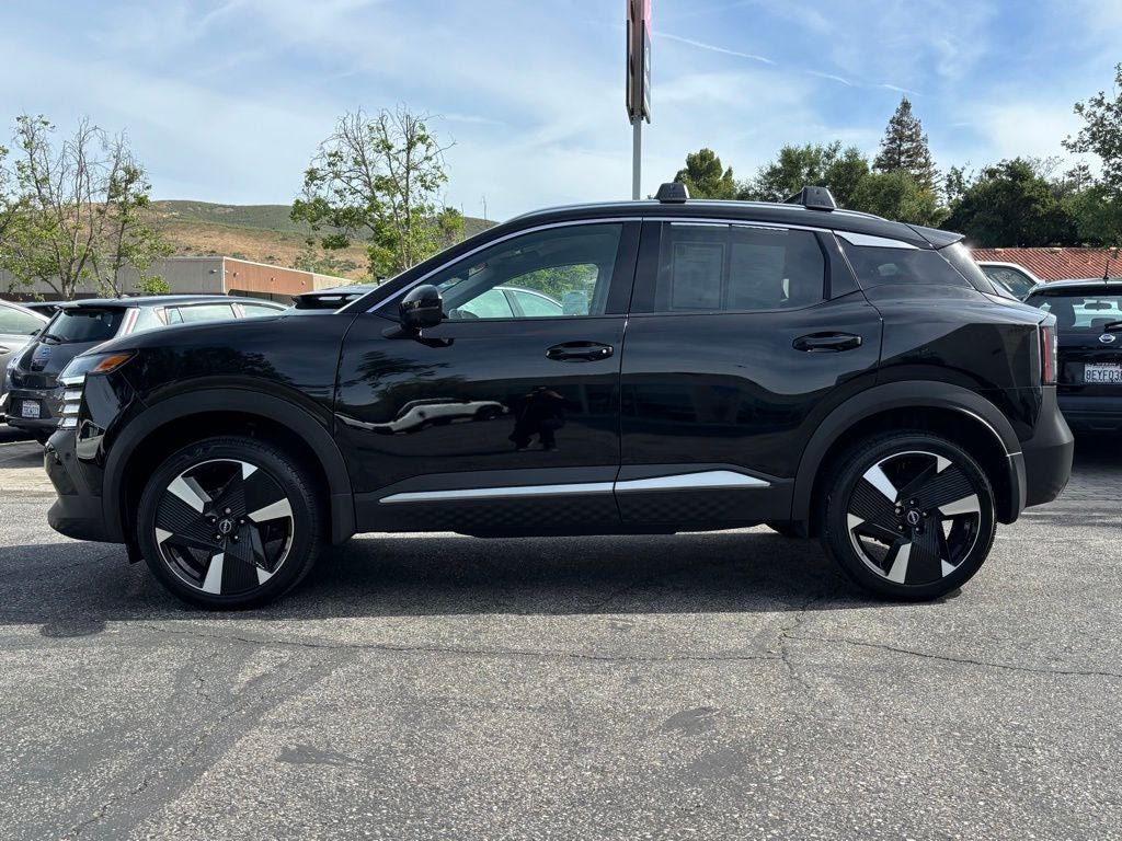 2025 Nissan Kicks SR