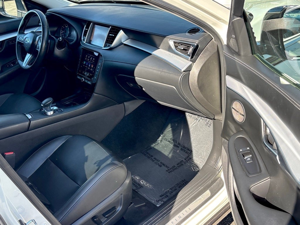 2019 INFINITI QX50 ESSENTIAL AWD
