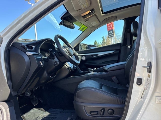 2019 INFINITI QX50 ESSENTIAL AWD