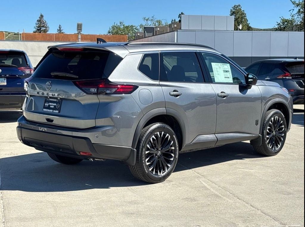 2026 Nissan Rogue Dark Armor™
