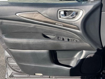 2019 INFINITI QX60 LUXE FWD