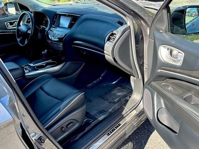 2019 INFINITI QX60 LUXE FWD