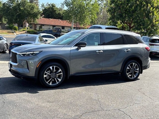 2023 INFINITI QX60 LUXE FWD