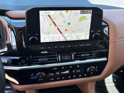 2025 Nissan Pathfinder Platinum