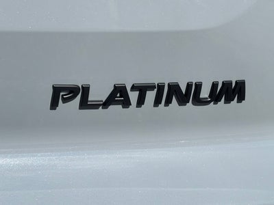 2025 Nissan Pathfinder Platinum