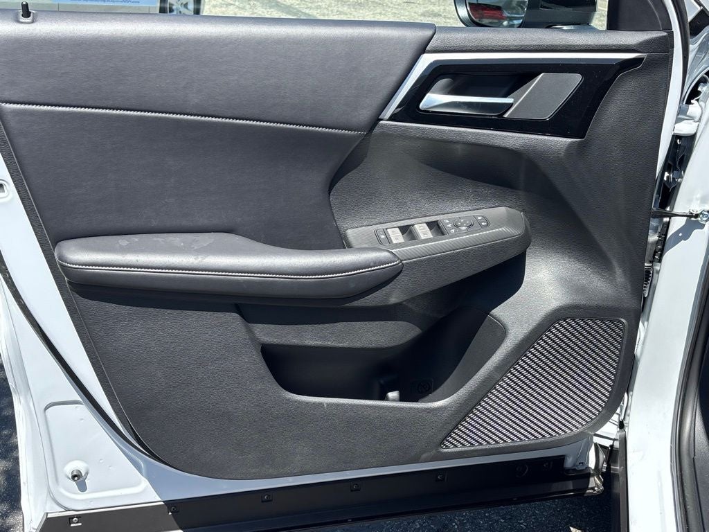2026 Nissan Rogue Hybrid SL