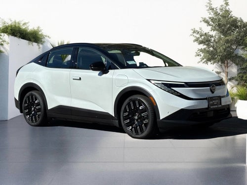 2026 Nissan LEAF Platinum+