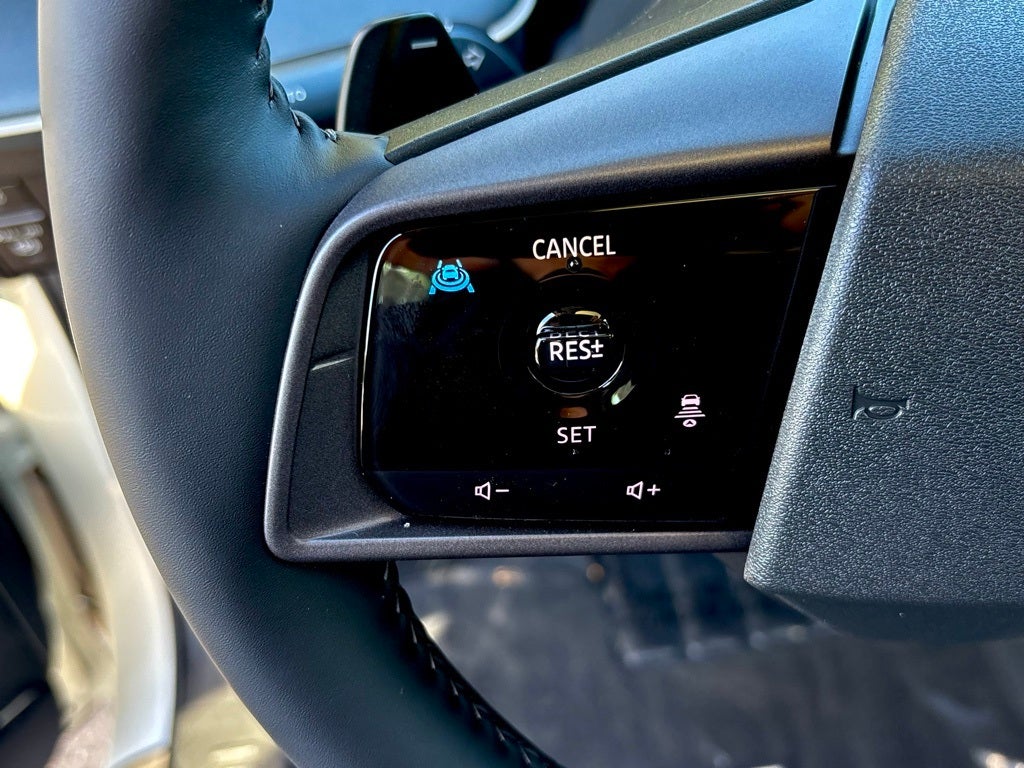 2026 Nissan LEAF Platinum+