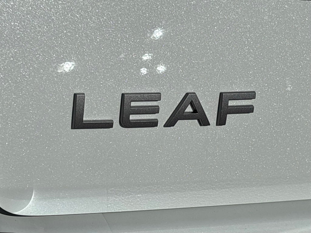 2026 Nissan LEAF Platinum+