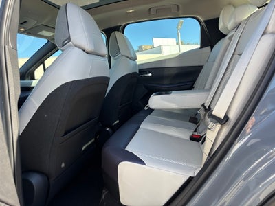 2026 Nissan LEAF Platinum+