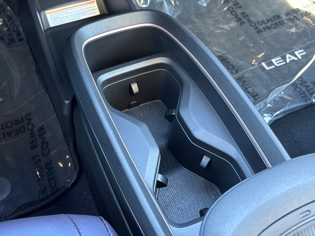 2026 Nissan LEAF Platinum+