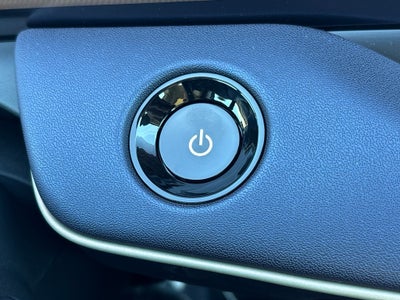 2026 Nissan LEAF Platinum+