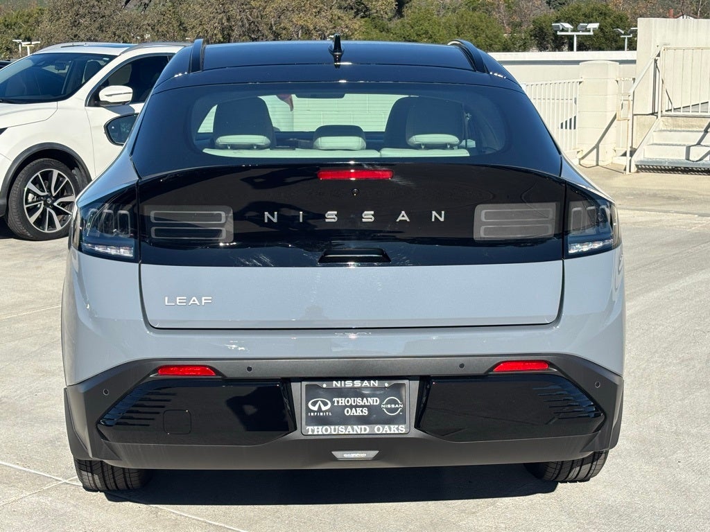 2026 Nissan LEAF Platinum+