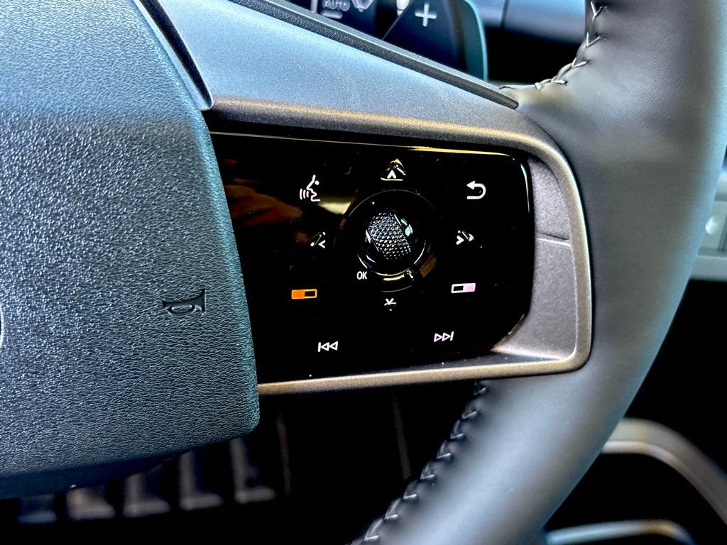 2026 Nissan LEAF Platinum+