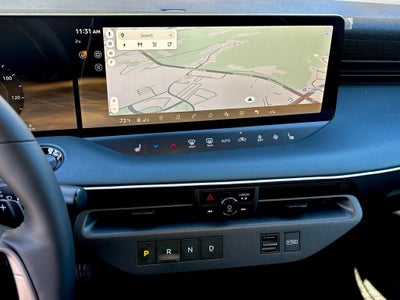 2026 Nissan LEAF Platinum+