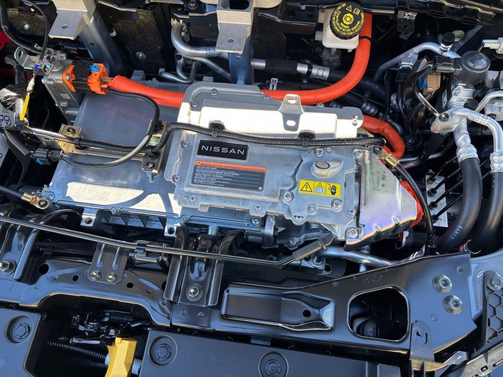 2026 Nissan LEAF Platinum+