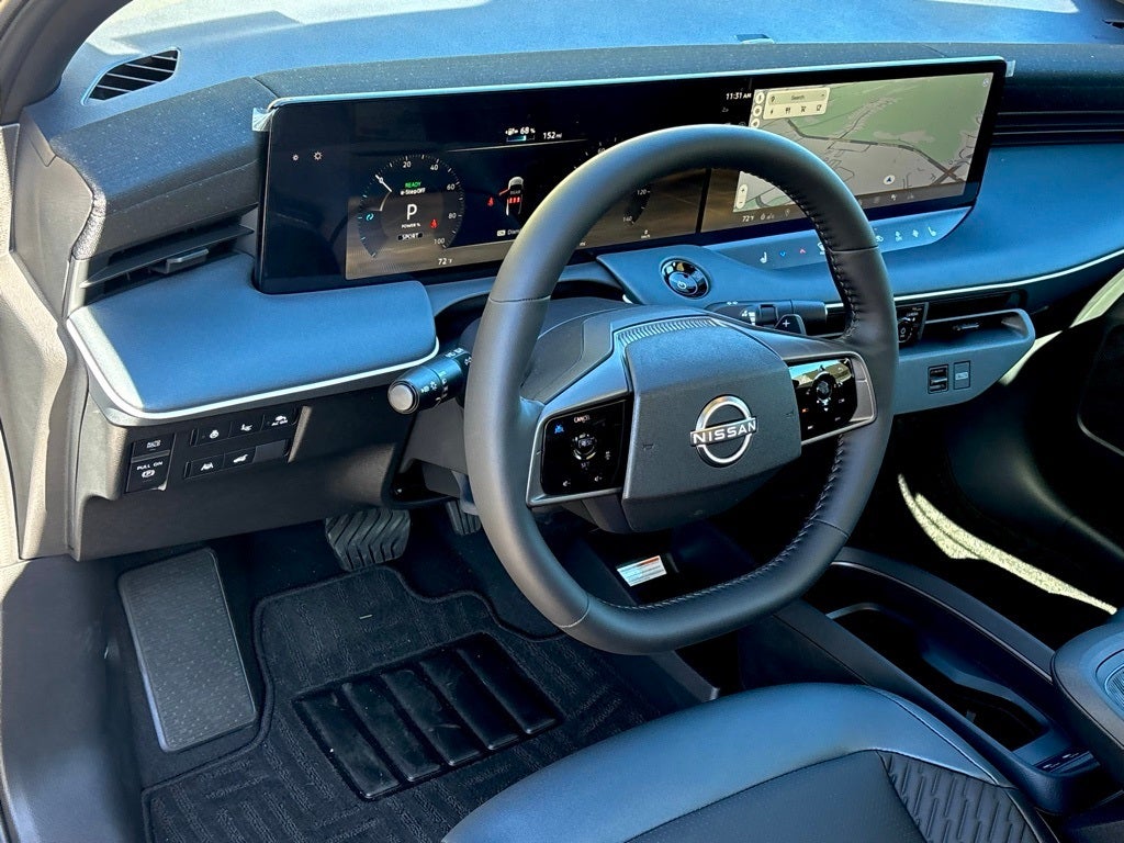 2026 Nissan LEAF Platinum+