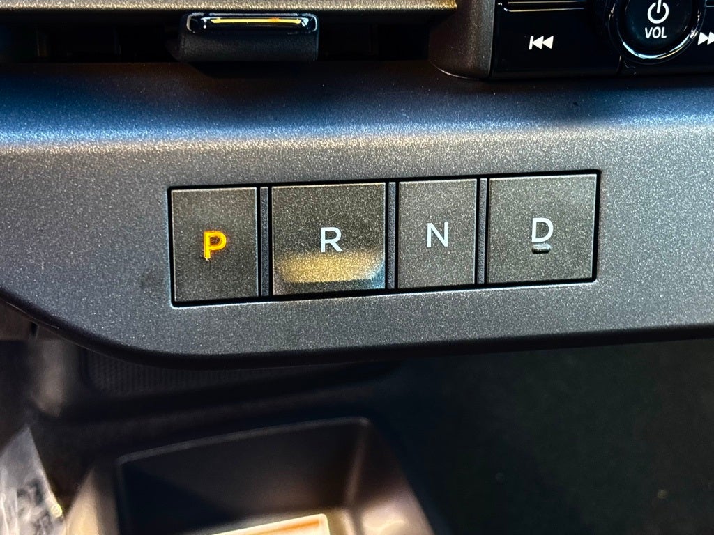 2026 Nissan LEAF Platinum+